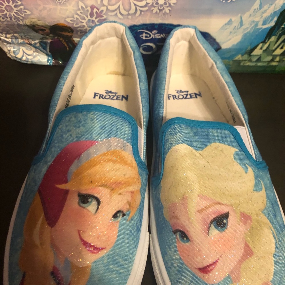 Disney Frozen shoes